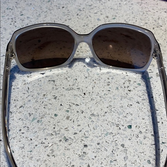 Fendi sunglasses - Picture 3 of 9